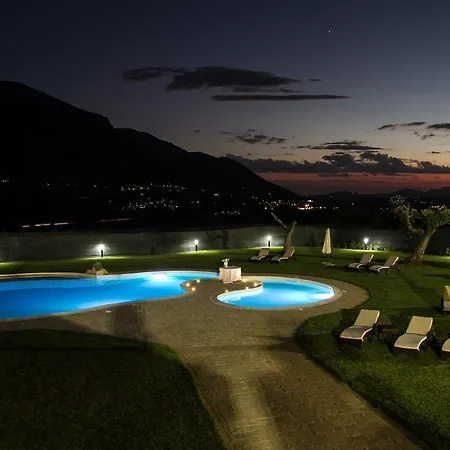 Alloggio per agriturismo Pietreionne *